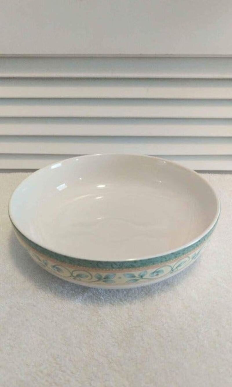 Pfaltzgraff French Quarter 8.5" stoneware banded shallow serving bowl dish